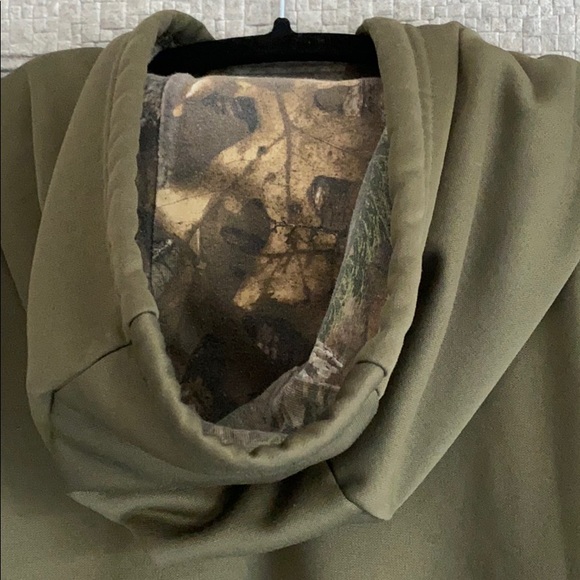 Bass Pro Shops Hoodie - Picture 4 of 4